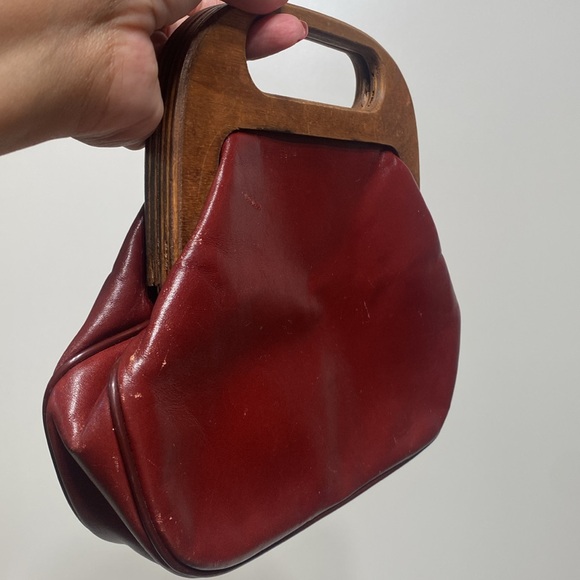 Vintage Etienne Aigner Leather Clutch Handbag with Wooden Handle - Picture 17 of 17